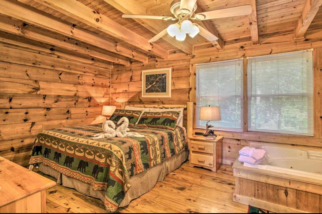 Lazy Bear Cabin Sevierville Extérieur photo